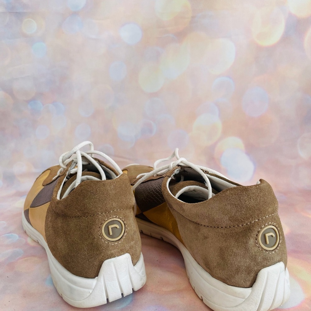 Rockport Suede and Gold Athletic Shoes - Picture 7 of 10